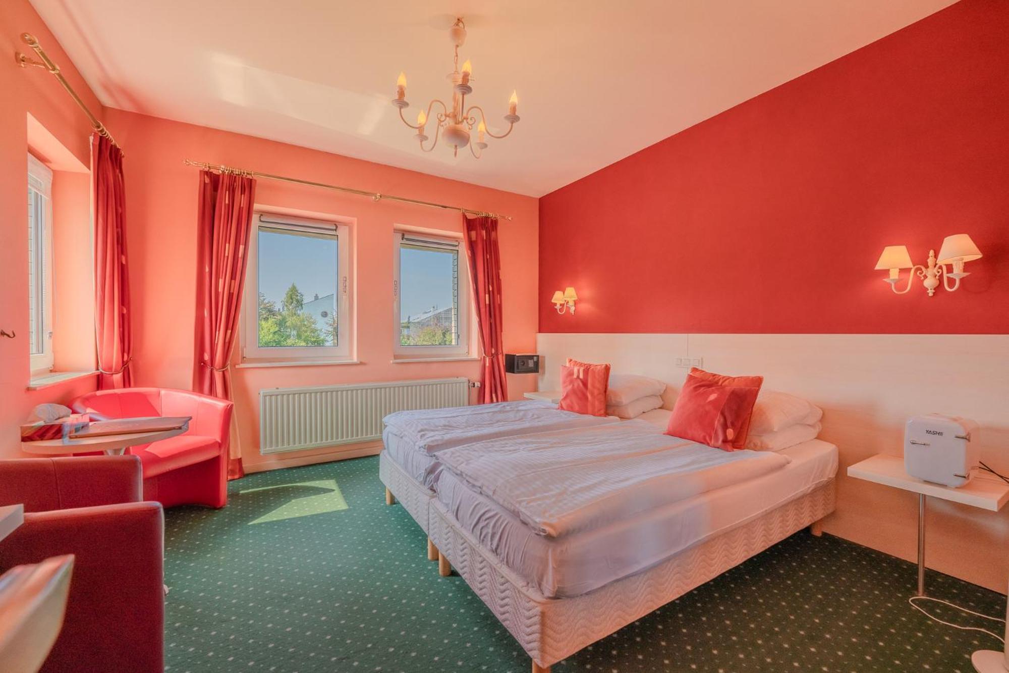 Hotel Hotleu Waimes Bagian luar foto